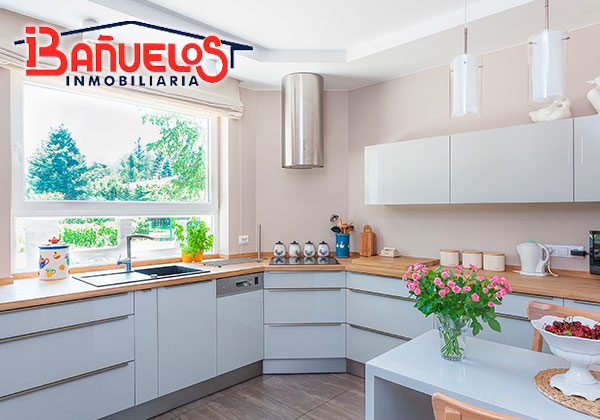 Inmobiliaria en León con casas en venta y alquiler en toda la provincia de León, máxima rapidez y profesionales con más de 30 años de experiencia.